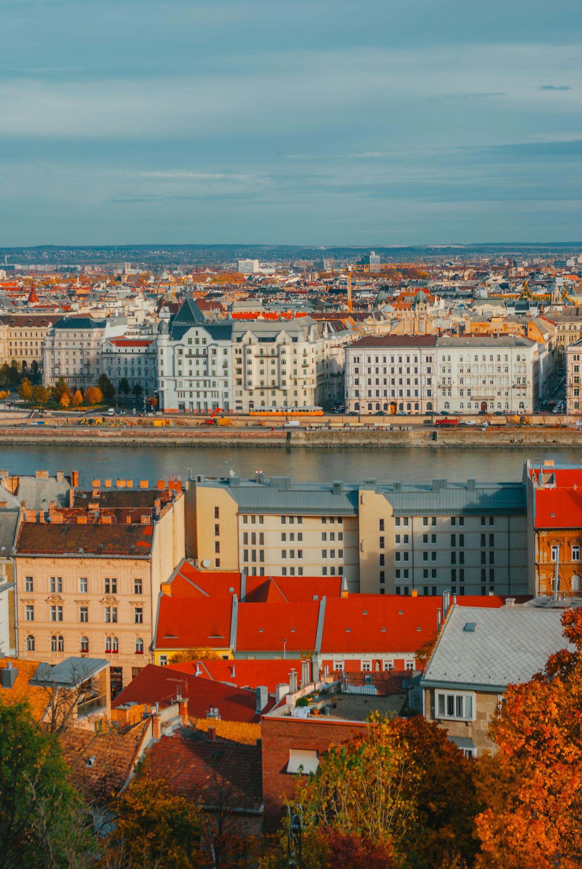 París, Países Bajos y Europa del Este